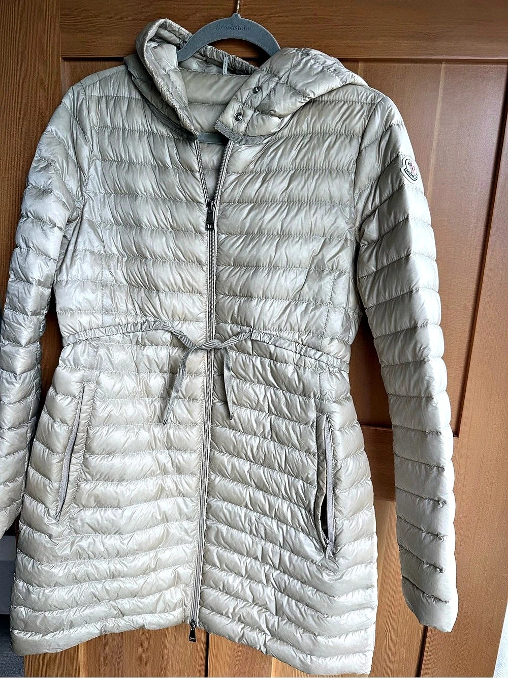 Moncler Barbel Hooded Long down puffer Jacket in Beige Size 2 Like New